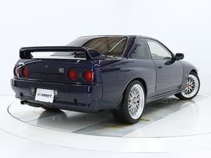 1993 Nissan Skyline GT-R — photo 2