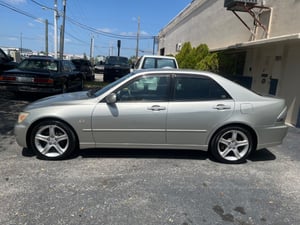 1999 Toyota Altezza RS200 Z Edition SXE10 — photo 4