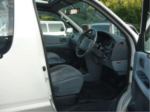 Toyota Graniva KCH10 1997 January — photo 3