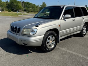 2000 Subaru Forester — photo 2