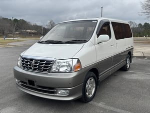 2000 Toyota Grand Hiace Passenger Compartment (LxWxH),Inch 113x64x53 — photo 2