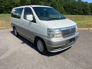1997 Nissan Elgrand Passenger Compartment (LxWxH),Inch 119x64x50