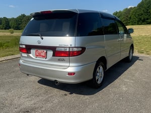 2001 Toyota Estima — photo 4