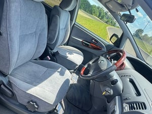 2001 Toyota Estima — photo 5