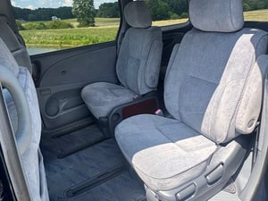 2001 Toyota Estima — photo 6