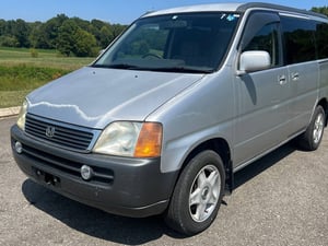 1997 Honda Stepwagon — photo 2