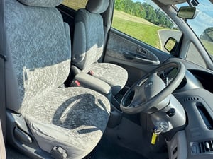 2000 Toyota Estima — photo 5