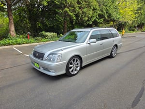 2000 Toyota Crown Athlete Estate JDM Import – Right Hand Drive