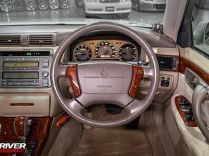 2000 Toyota Crown Royal Saloon — photo 3