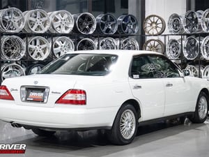 1998 Nissan Gloria Gran Turismo Y33 — photo 2