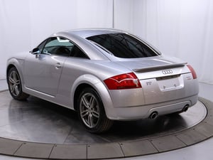 2000 Audi TT Quattro — photo 4