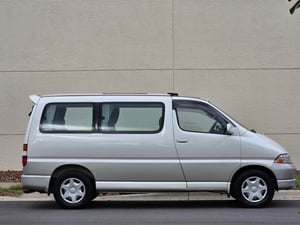 1996 TOYOTA GRANVIA 4WD DIESEL 77K MILES — photo 5