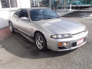 NISSAN Skyline Coupe GTS Type S  E-HR33 1996 — photo 4