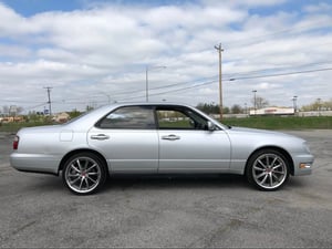 1996 Nissan Gloria Gran Turismo — photo 4