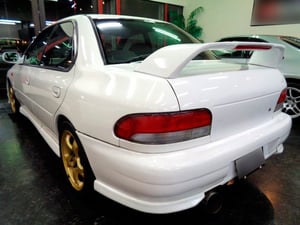 Subaru Impreza GC8 — photo 2