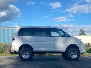 JDM Mitsubishi Delica 4WD, Low km $11900 — photo 5