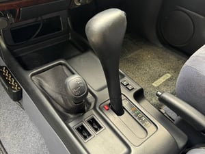 2000 Toyota Land Cruiser Prado TX Limited — photo 3