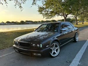 1991 Nissan Gloria Y32