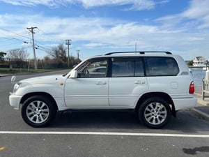 1998 Toyota LandCrusier VX Limited RHD Import 105k 4x4 — photo 6