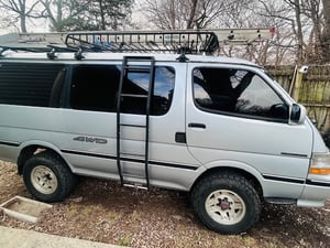 1991 Toyota Hiace, 4x4 Super Custom Diesel, 5-Speed Manual