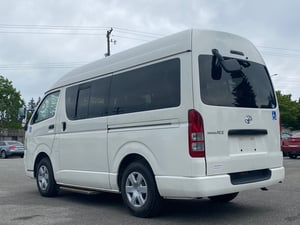 JDM TOYOTA HIACE HIGH ROOF MINI VAN LOW LOW MILEAGE — photo 4