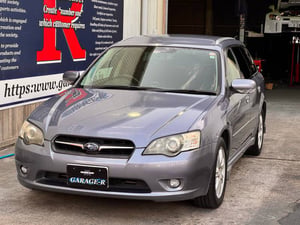 Subaru Legacy Touring Wagon 2.0i 4WD — photo 2
