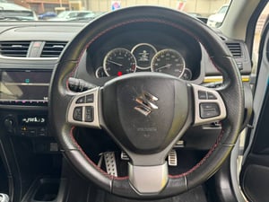 suzuki swift sport — photo 2