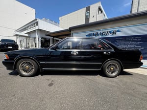 Nissan Cedric Gran Turismo SV Turbo — photo 6