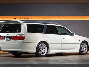 2000 Nissan Stagea — photo 2