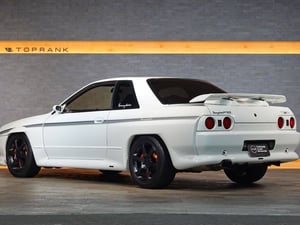 1990 Nissan Skyline — photo 4