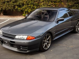 1990 Nissan Skyline GT-R — photo 2