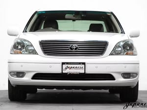 2000 Toyota Celsior UCF31 — photo 2