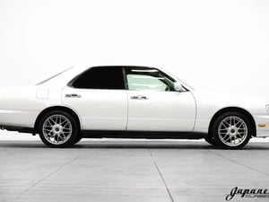 1998 Nissan Gloria GT V6 — photo 5