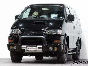 1998 Mitsubishi Delica Chamonix