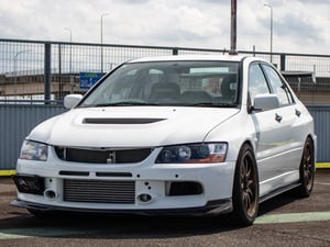 Mitsubishi Lancer Evolution IX (N.8551)