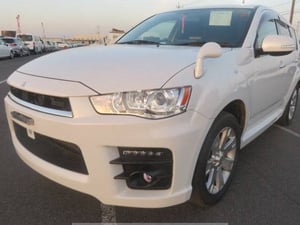 2010 MITSUBISHI OUTLANDER ROADEST 24G