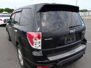 2011 Subaru Forester 2.0XT — photo 4