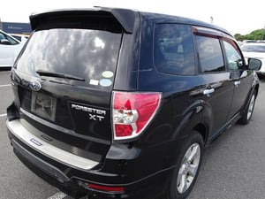 2011 Subaru Forester 2.0XT — photo 6