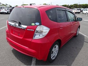 2011 HONDA FIT HYBRID — photo 6