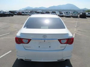 2011 Toyota Mark X 250G — photo 5