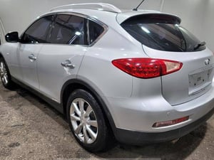 2010 INFINITI EX35 / LHD — photo 4