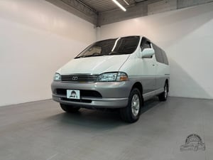 Toyota Granvia 4WD 1997 — photo 3