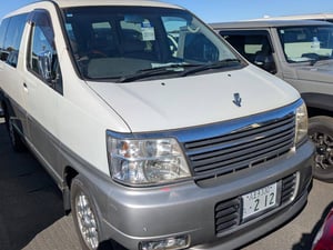 Nissan Elgrand 4WD X Limited 2001