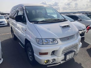Mitsubishi Delica