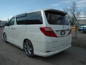 Jdm 2008 Toyota Alphard V-6 Awd — photo 4