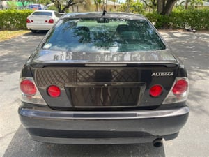 1999 Toyota Altezza RS200 SXE10 — photo 6