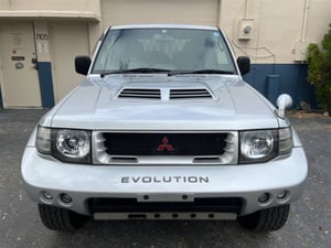 1997 Mitsubishi Pajero Evolution 4WD V55W — photo 2