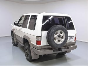 2000 Isuzu Trooper BIGHORN PLAISIR SHORT — photo 2