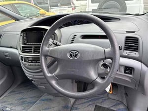 2000 Toyota Estima AERAS AWD — photo 5