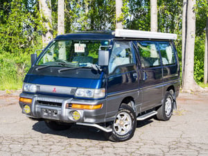 1999 Mitsubishi Delica